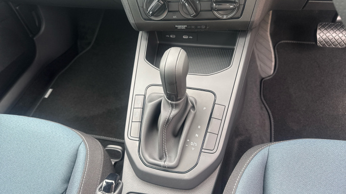 SEAT Arona 1.0 TSI 115 SE Technology 5dr DSG Petrol Hatchback - Image 14